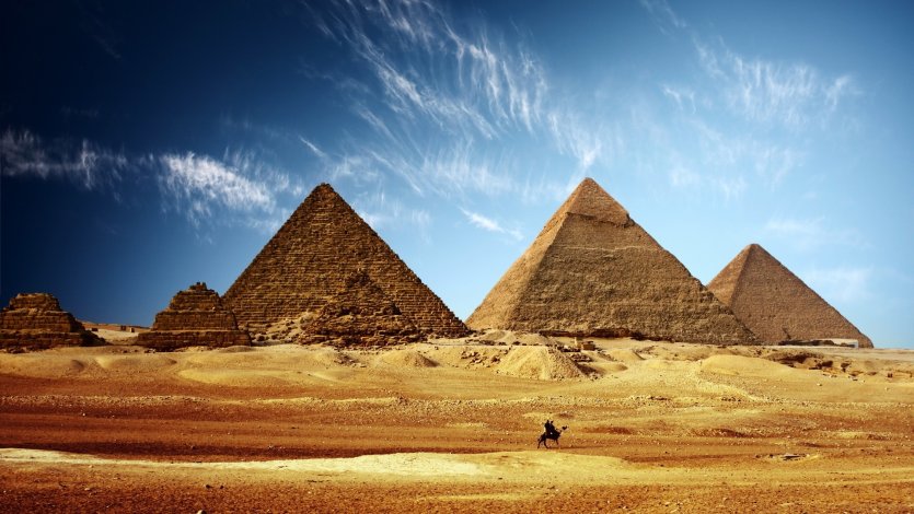 Dünya’nın En Esrarengiz ve Kusursuz Yapısı: Mısır Piramitleri